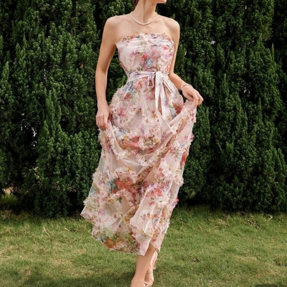 Shein Dress - Picture 5 of 9